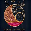 文化融合のアイコン：異なる文化のシンボルが融合